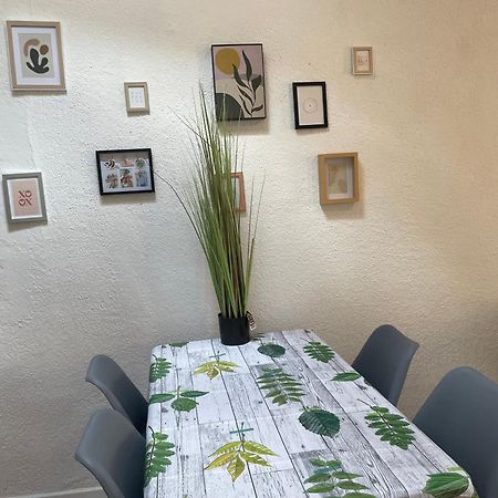 Appartement Des Remparts De Carcassonne Exteriör bild